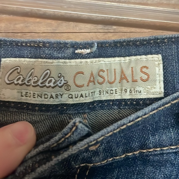 Cabela's Casuals size 8 Average Medium Wash Above-the-knee Stretchy Denim Skirt - Picture 2 of 13